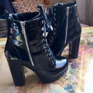 High platform combat boots